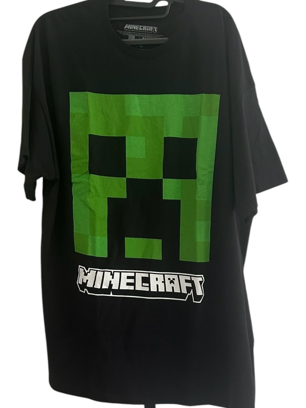 Minecraft Creeper Graphic Tee - Black & GreenSize XL